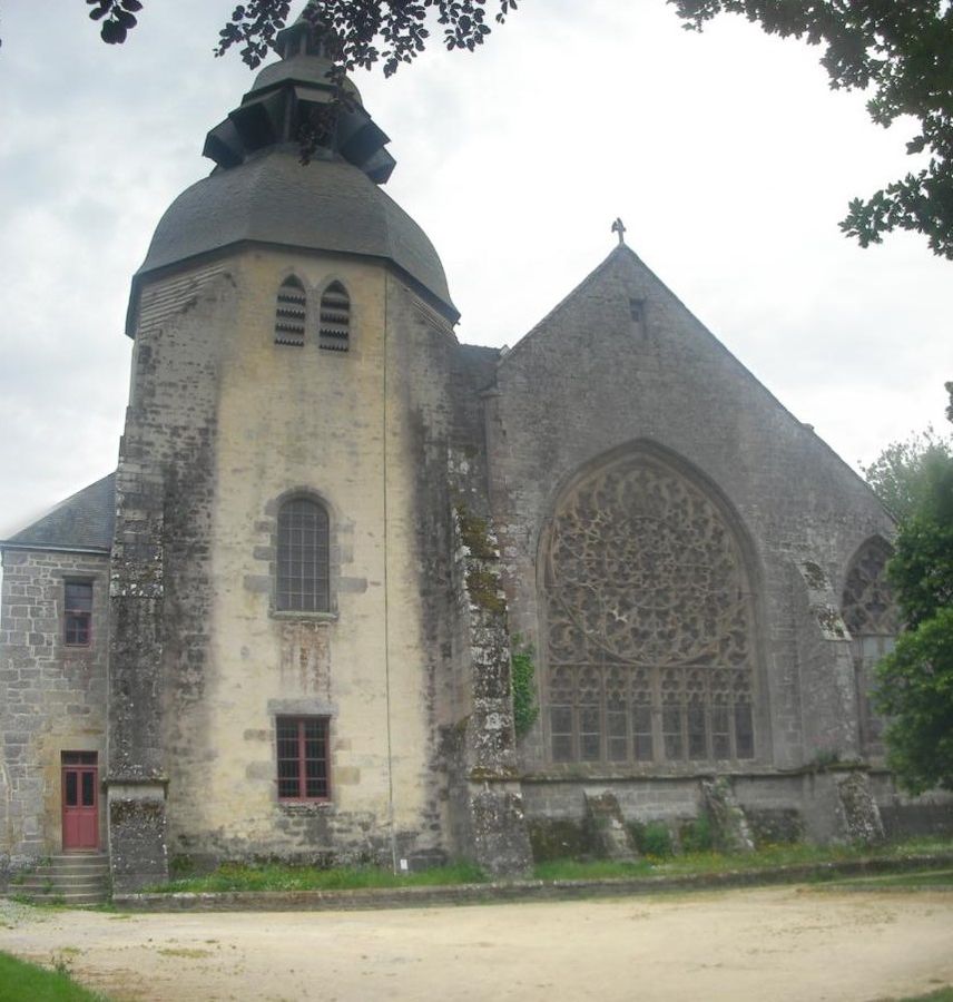 Pont_L_Abbe_Eglise_NDame_des_Carmes